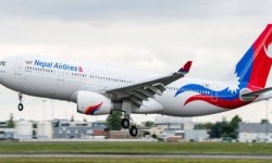 वाइडबडी विमान इटालीबाट फर्कियोः लामो गन्तव्यमा उडान भर्ने