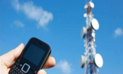 स्मार्ट फोनको युगमा टुकटुके मोबाइल झुन्ड्याएर सुत्नुपर्ने बाध्यता