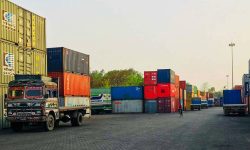 वीरगञ्ज नाकाबाट मोटरसाइकल आयात दोब्बर