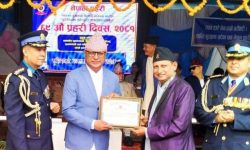 पत्रकार शिव भट्टराईको अपराधजन्य अनुसन्धानमा उच्च योगदान, प्रहरी दिवसका अवसरमा सम्मानित