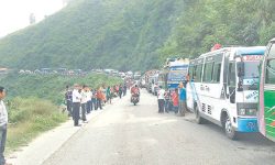 हेटौँडा–चित्लाङ–चन्द्रागिरि–काठमाडौं र हेटौँडा–पालुङ–नौबिसे सडकमा गुड्नथाले गाडी