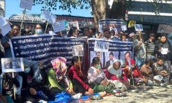 रित्तो थाल बोकेर सहकारीपीडित सडकमा