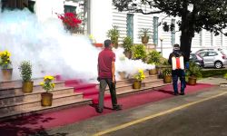 सिँचाइमन्त्री खड्का सरसफाइ अभियानमा सहभागी