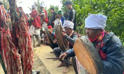 बरङ्जामा ‘आगोदेउ’ पर्व मनाइयो