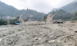 बाढीले बगर बनायो गोटीखेल बजार, छ अर्बका संरचना ध्वस्त