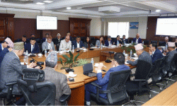 राजस्व संकलन बढ्यो