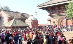 हरिबोधनी एकादशीका अवसरमा चाँगुनारायण मन्दिरमामा भक्तजनको भीड