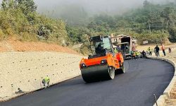 नारायणगढ–बुटवल सडकः म्याद थपिएको चार महिनापछि विस्तारको काम सुरु