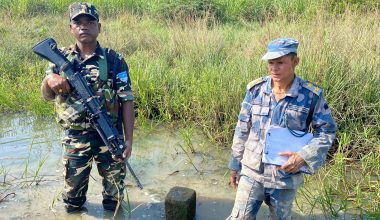 संयुक्त टोलीद्वारा सीमास्तम्भको निरीक्षण