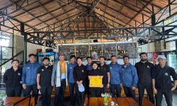 पर्वत जिल्लामा सबैभन्दा बढी आयकर दाखिला गर्दै द क्लिफ बन्यो उत्कृष्ट करदाता