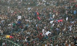 त्रिवि क्रिकेट मैदानमा भीडमा च्यापिँदा दुई प्रहरीसहित सात घाइते