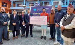 नेपाल एसबिआई बैंकद्धारा गायत्री बेद बेदाङ्ग गुरुकुलम रत्ननगरमा उत्तरदायित्व कार्यक्रम