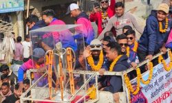 एनपिएल विजेता जनकपुर बोल्ट्सको महोत्तरीमा ‘ट्रफी परेड’
