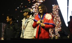 ‘उकाली ओराली गर्दै’ काठमाडौंमा सोनु निगम