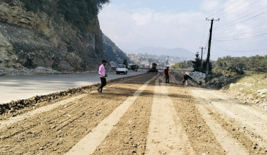 हरिचोक–याम्दी सडक स्तरोन्नतिको काम तीव्र