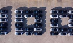 लिपमोटर नेपालको ऐतिहासिक उपलब्धि, काठमाडौंमा १०० लिपमोटर C10 ईभी बिक्री