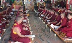 शान्ति–अहिंसा प्रार्थनार्थ काभ्रेमा गुफा बस्दै ‘लामा’