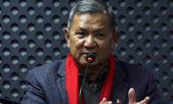 हुलाक सेवा संवेदनशील र महत्त्वपूर्ण छ : सञ्चारमन्त्री गुरुङ