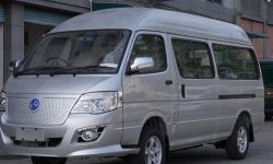 विद्युतीय गाडीले घटाएनन् भाडा