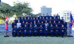 २८ प्रहरी अधिकृत दर्ज्यानी चिन्हद्वारा सुशोभित