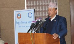 विद्युत् उत्पादनमा लगानी गर्न निजी क्षेत्रलाई ऊर्जामन्त्री खड्काको आग्रह