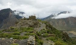 ऐतिहासिक घरपझोङ किल्ला भग्नावशेषमा परिणत