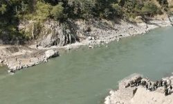 दोलालघाटस्थित सुनकोशी नदीमा तटबन्ध बनाउन प्रस्ताव