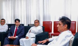 संघिय सांसद ढकालद्वारा श्रीलंकाली नवनिर्वाचित प्रधानमन्त्री हरिणी अमरासुरियासँग भेट 