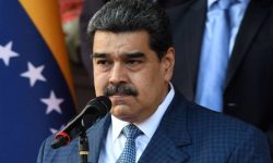 भेनेजुएलाका राष्ट्रपति मादुरोले शुक्रबार नयाँ कार्यकालको सपथ लिँदै