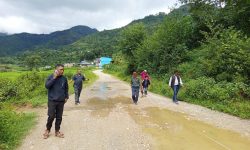 अठार वर्षपछि सडक कालोपत्र गरिँदै