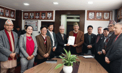 आर्थिक क्षेत्र सुधार सुझाव आयोगले सरकारलाई बुझायो तीनवर्षभित्र गर्नैपर्ने कामको प्रतिवेदन