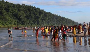 देवघाट महामहोत्सवमा भक्तजनको घुइँचो