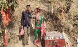 देवता बनाइएका लाहुरेको कथा