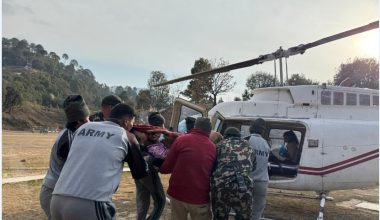 अत्यधिक रक्तस्राव भएपछि एक सुत्केरीको हेलिकोप्टरमार्फत उद्धार