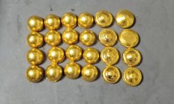 ४ किलो सुनसहित विमानस्थलबाट ४ जना  पक्राउ