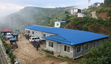 हलेसी तुवाचुङमा घरेलु मदिरालाई औद्योगिकीकरण गर्न प्रवर्द्धनको काम थालियो