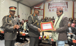 नेपाल एपिएफ अस्पतालद्वारा विभिन्न व्यक्तित्व सम्मानित