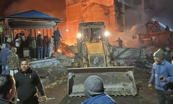 खाना पकाउने ग्यासबाट सल्किएको आगोले हलेसीका तीन घरमा क्षति