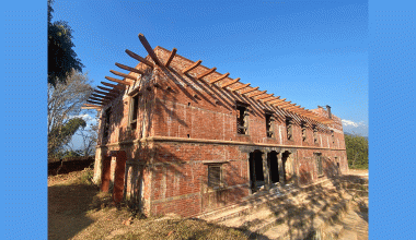 अझै सम्पन्न भएन लमजुङ दरबारको पुनर्निर्माण