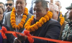 सञ्चारमन्त्री गुरुङले गरे मर्स्याङ्दी गाउँपालिकाको भवन उद्घाटन
