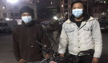 मोटरसाइकल चोरीमा संलग्न दुईजना ट्राफिक प्रहरीको नियन्त्रणमा