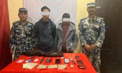 ३०१ ग्राम ब्राउन सुगर जस्तो पदार्थसहित झापाबाट दुई जना सशस्त्र प्रहरीको नियन्त्रणमा