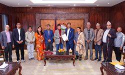 प्रधानमन्त्रीलाई गैसस महासङ्घको घोषणापत्र हस्तान्तरण