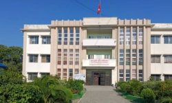 खैरहनीमा विपन्न बालबालिकालाई पोषण अनुदान