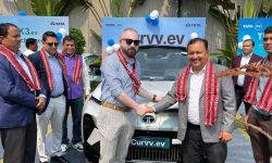 चितवनमा टाटाको नंया इभि सार्वजनिक