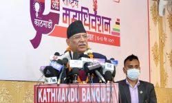 स्वतन्त्र प्रेसलाई जोगाउन सञ्चार जगत् एकताबद्ध हुनुपर्नेमा अध्यक्ष दाहालको जोड