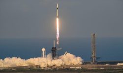 स्पेसएक्स यान आईएसएसमा पुग्न सफल