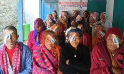 हलेसीमा नि:शुल्क आँखा शिविर