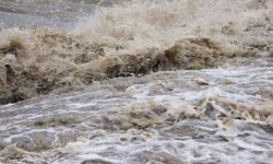 जलविद्युत् आयोजनाको ‘मकिङ’ खोलामा फाल्दा बाढीको जोखिम