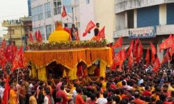 चैतेदसैँमा वीरगञ्जमा डोली यात्रा